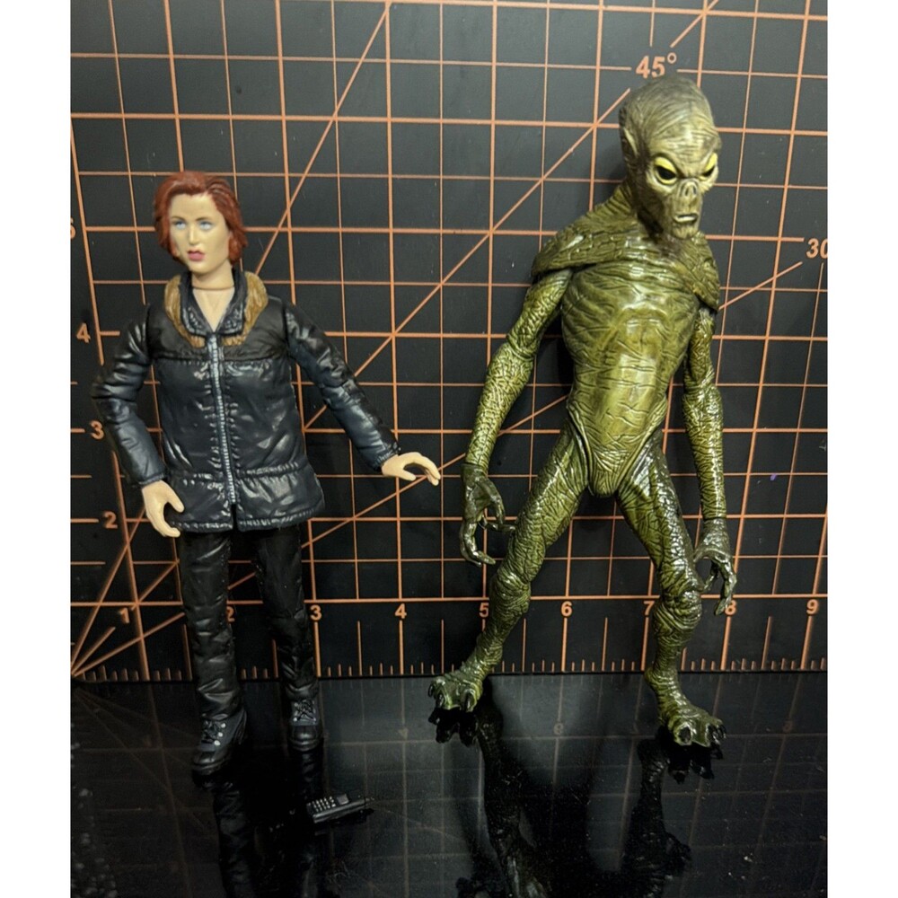 McFarlane Toys X-Files Agent Scully Alien Figures 1998 Series 1 Loose Lot